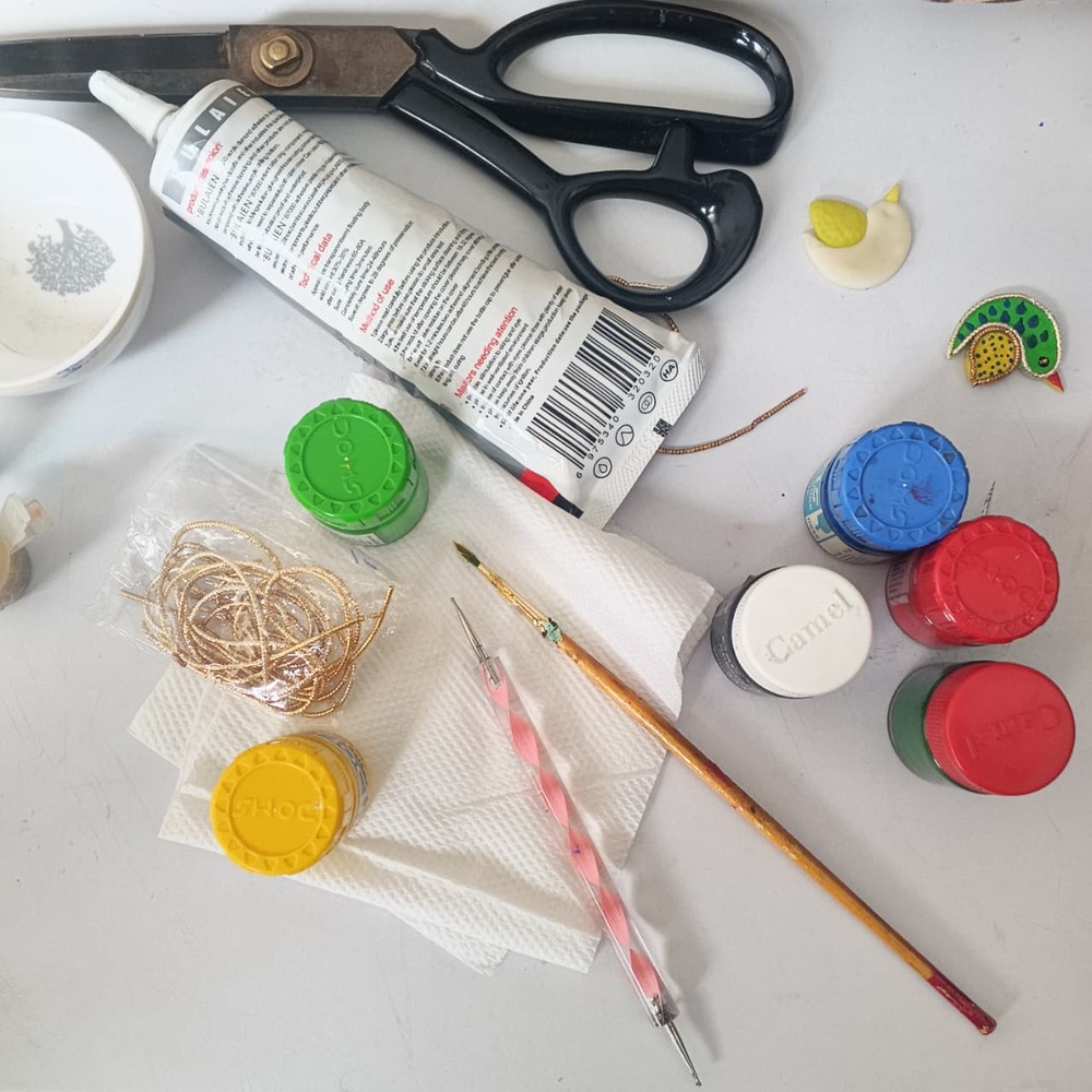 Materials and tools used to begin a KalaaSiddhi design