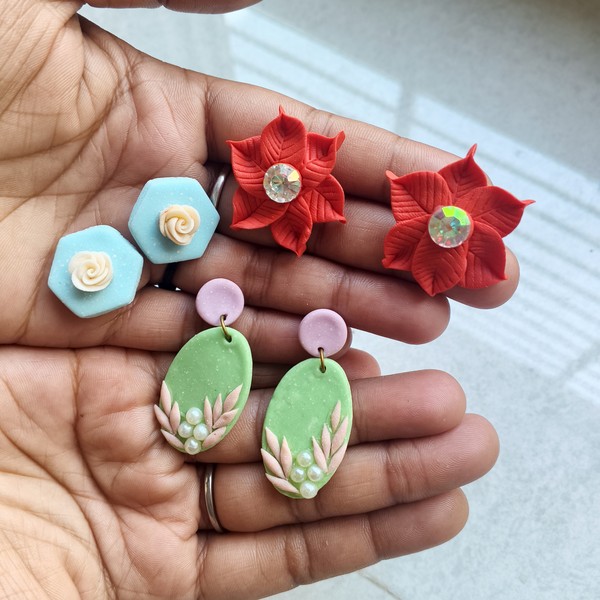 KalaaSiddhi mixed studs collection